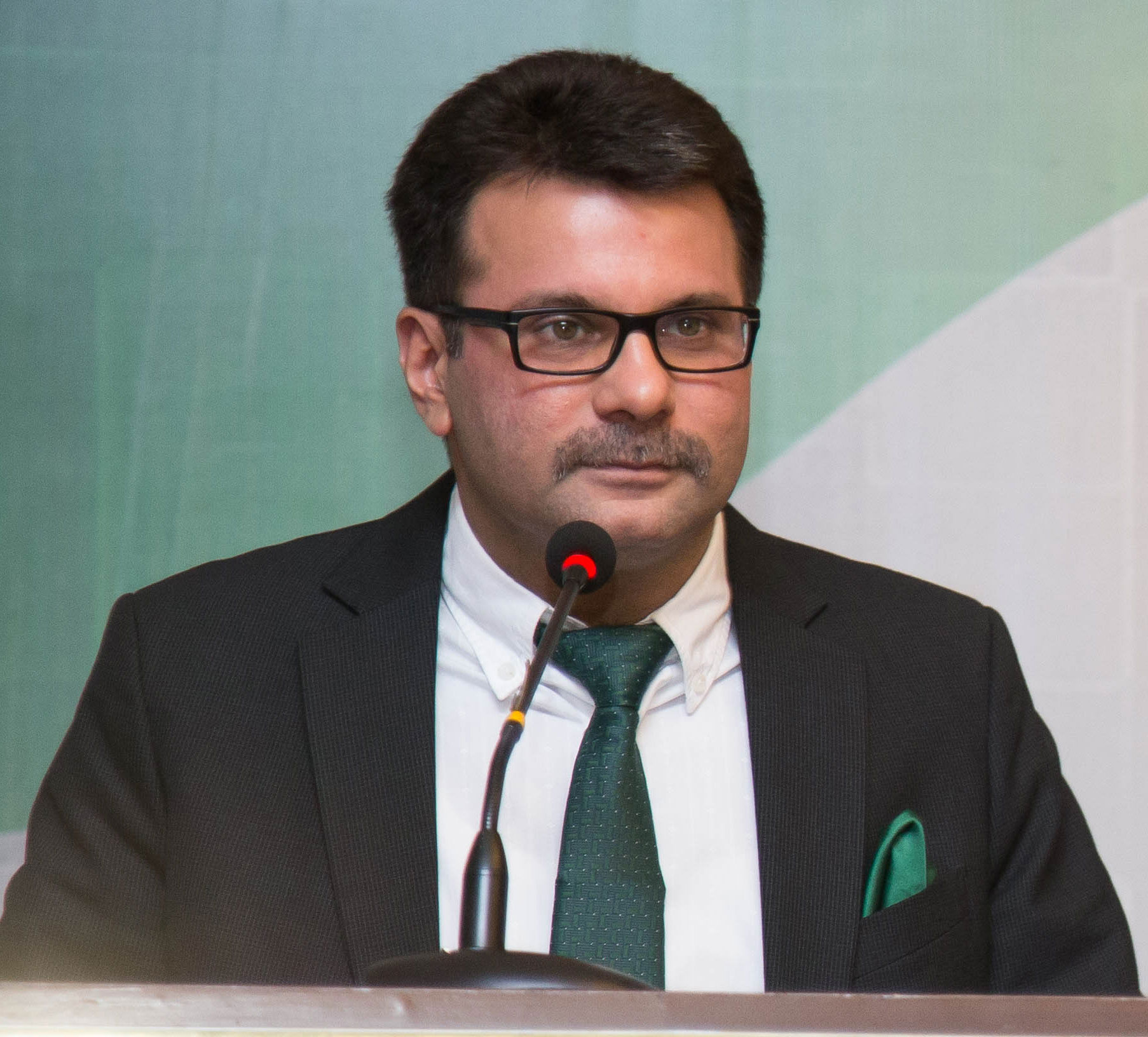 CEO Image